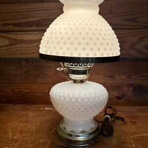 Vintage Hobnail Milkglass Lamp